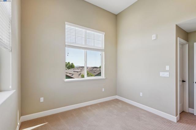 389 Basswood Cmn, Livermore CA: https://media.crmls.org/mediaz/af73a84e-db12-4bb1-9114-62dac24cd927.jpg