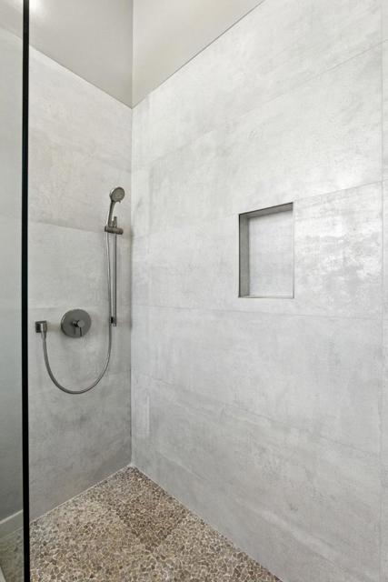 500 Walnut Street, San Carlos CA: https://media.crmls.org/mediaz/af73daf0-d0dc-4c67-aa65-fc0269b7634d.jpg