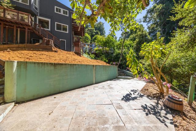321 Valencia Road, Aptos CA: https://media.crmls.org/mediaz/af7480cb-4c6d-47c8-8865-9ac7fbf86d49.jpg