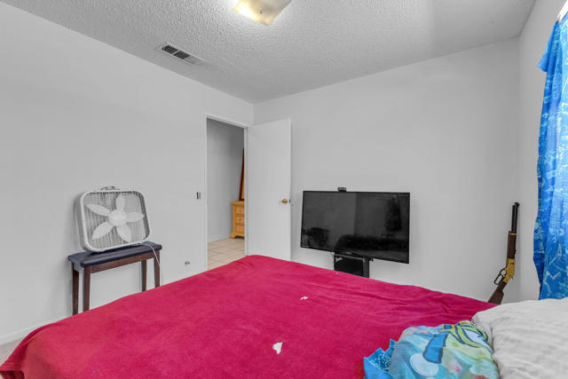 66550 San Diego Dr Drive, Desert Hot Springs CA: https://media.crmls.org/mediaz/af751f8d-5bee-4351-84c8-47983f98ca53.jpg