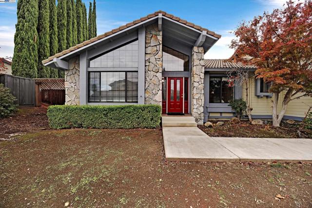 1116 Vista Point Ln, Concord CA: https://media.crmls.org/mediaz/af7552c8-29ec-4508-a752-09f0ed5e406a.jpg