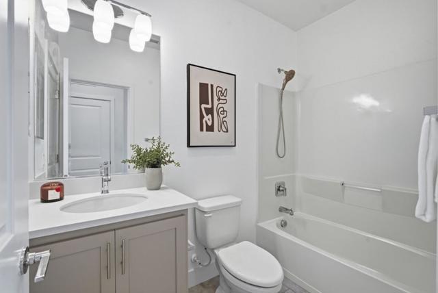 490 Trace Lane, Hayward CA: https://media.crmls.org/mediaz/af75f901-76ab-4e2a-a106-b691c7334016.jpg