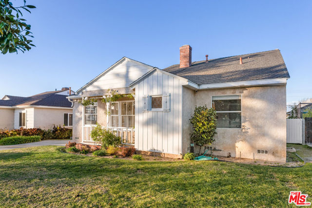 6383 Nancy St, Los Angeles, CA 90045