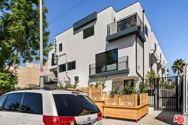 Image 3 for 1624 N Normandie Ave #B, Los Angeles, CA 90027