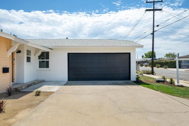 4936 Mount Elbrus Drive, San Diego CA: https://media.crmls.org/mediaz/af7796e0-57cf-4617-b7b7-7d9e415b0811.jpg