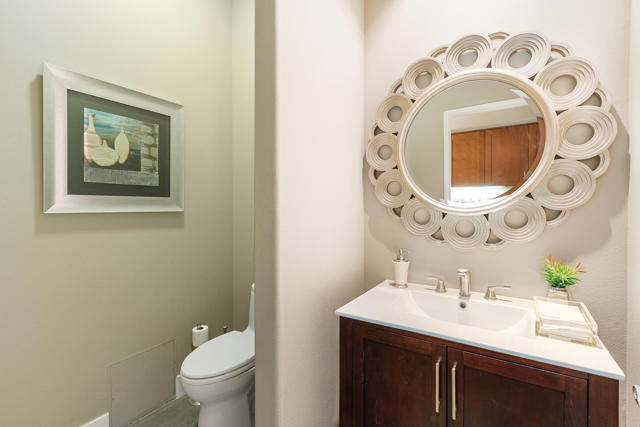 187 Kavenish Drive, Rancho Mirage CA: https://media.crmls.org/mediaz/af77c89c-33ba-43b1-86b2-72c7b3317512.jpg