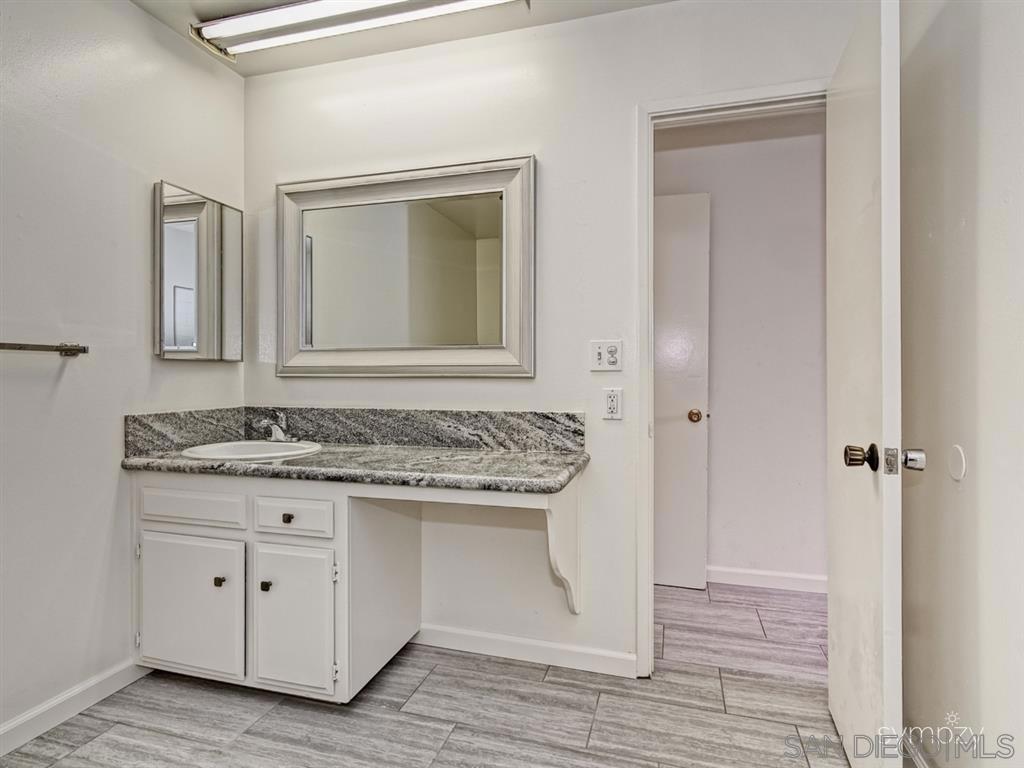 962 Loring Street - photo 9