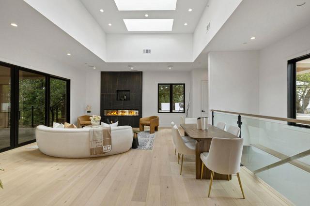 18061 Saratoga Los Gatos Road, Monte Sereno CA: https://media.crmls.org/mediaz/af7a36af-f1ef-412b-8b91-33d74febcb0d.jpg