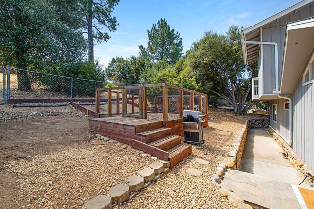 Image 21 of 39 For 8025 Lilac Lane
