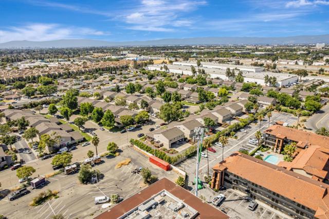 303 Junipero Drive, Milpitas CA: https://media.crmls.org/mediaz/af7ac878-5f46-481b-93d5-58743aad98b8.jpg