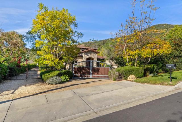 Image 57 of 67 For 2428 Catalina Avenue