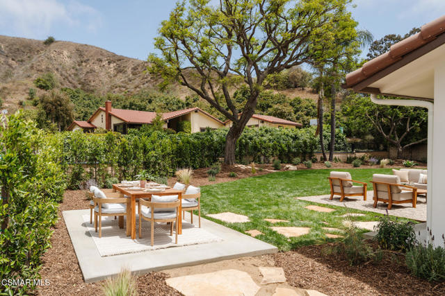 1207 Westridge Drive, Ventura CA: https://media.crmls.org/mediaz/af7c0d3f-0fdf-49cb-a063-f59b6a17c5d1.jpg