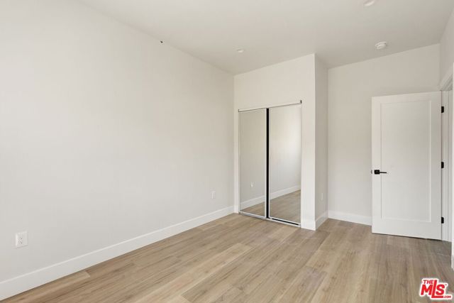 716 W 41st Place, Los Angeles CA: https://media.crmls.org/mediaz/af7c25f0-5394-4539-88c6-300ac0dfa1b8.jpg