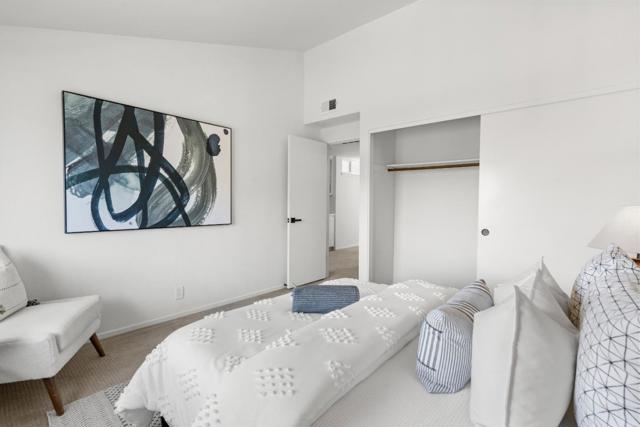 17 Spinnaker Place, Redwood City CA: https://media.crmls.org/mediaz/af7dea82-31e4-44ec-8add-416eb52f4f39.jpg