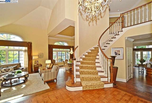 5045 Blackhawk Dr., Danville CA: https://media.crmls.org/mediaz/af7e42cc-748d-4cc9-b535-50038261ab2d.jpg