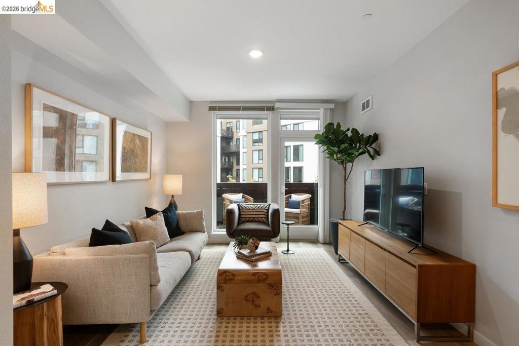 260 Brooklyn Basin Way #411