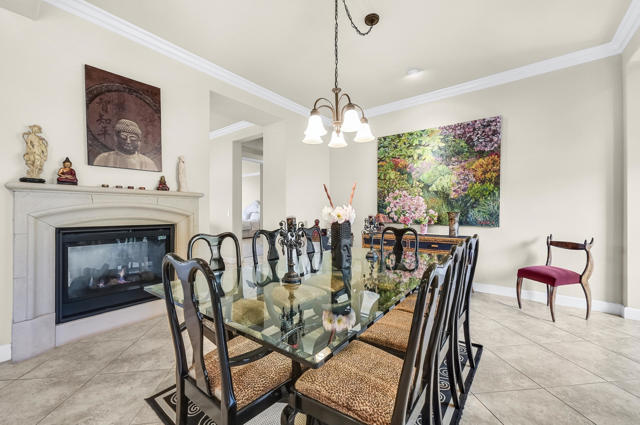 81569 Corte Monteleon, Indio CA: https://media.crmls.org/mediaz/af7eecfb-9298-4800-baf2-6a17b6db2723.jpg