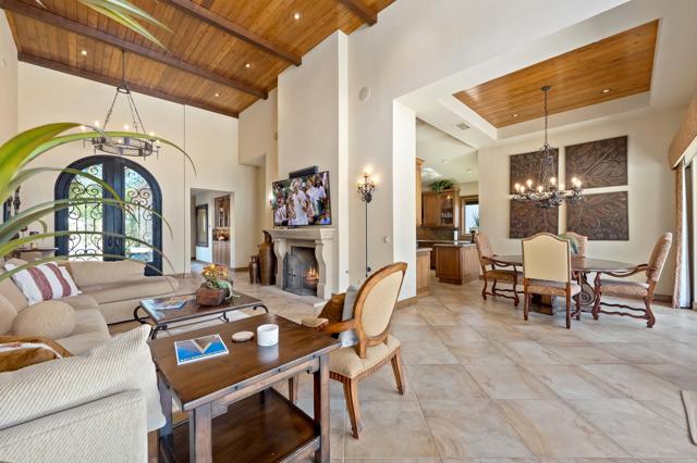 57205 Merion, La Quinta CA: https://media.crmls.org/mediaz/af7f0cfa-94f9-44e5-b30c-0e4e409519e2.jpg