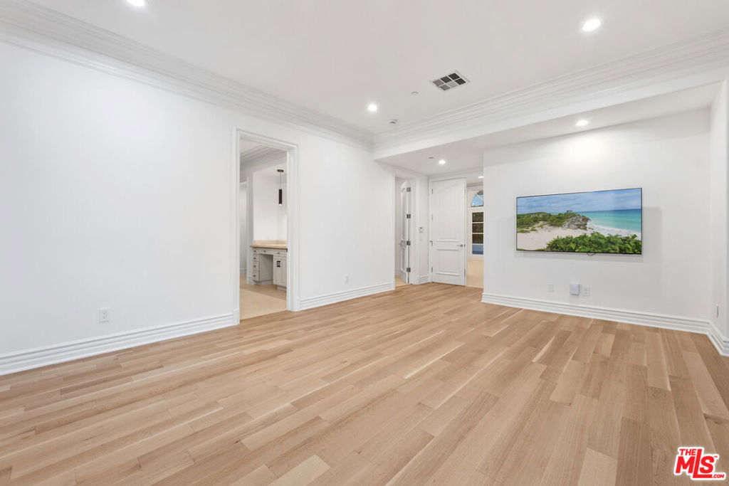 MLS #26862851 image #19