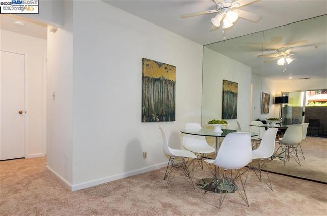 1310 Walden Rd, Walnut Creek CA: https://media.crmls.org/mediaz/af801a33-78d7-4ec2-830a-572395080db2.jpg