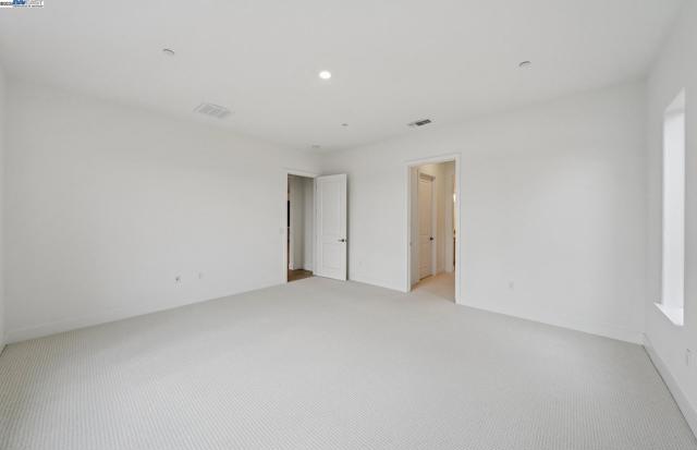 17685 Brightwood Avenue, Lathrop CA: https://media.crmls.org/mediaz/af818309-9ea8-4121-97a3-7aa7904d271f.jpg