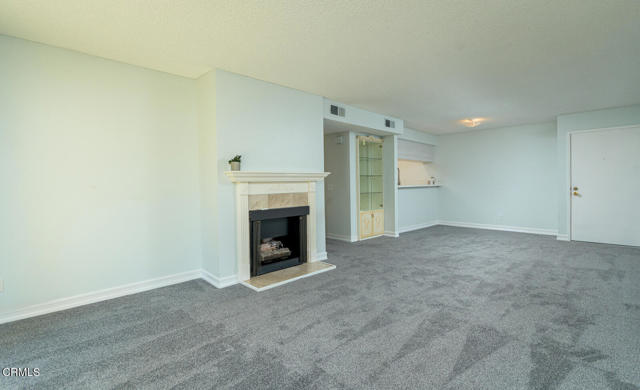 Detail Gallery Image 4 of 21 For 3481 Stancrest Dr #223,  Glendale,  CA 91208 - 2 Beds | 2 Baths