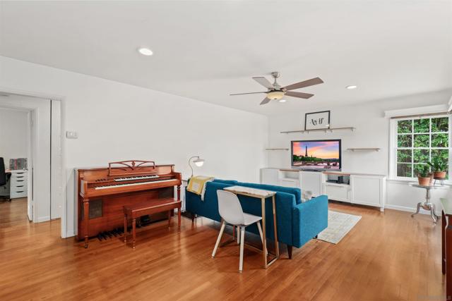 231 E 5Th Ave, Escondido CA: https://media.crmls.org/mediaz/af83929b-d08c-49a2-9fc3-cbbe003e783c.jpg