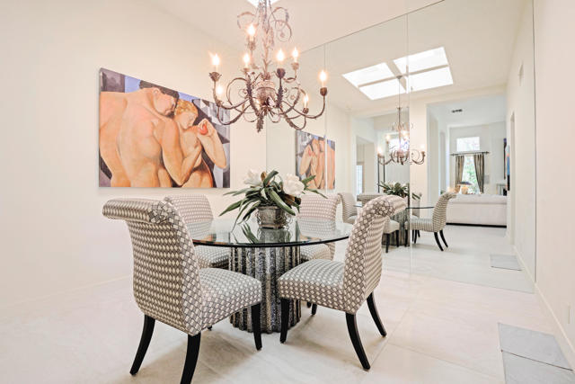 371 Indian Ridge Drive, Palm Desert CA: https://media.crmls.org/mediaz/af83b5df-1328-48af-a8b1-6161d678a665.jpg