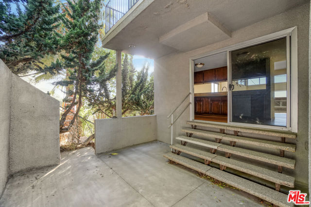 364 Pershing Drive, Playa del Rey CA: https://media.crmls.org/mediaz/af83e2d2-7ea5-48e8-ab07-2ad4304077e5.jpg