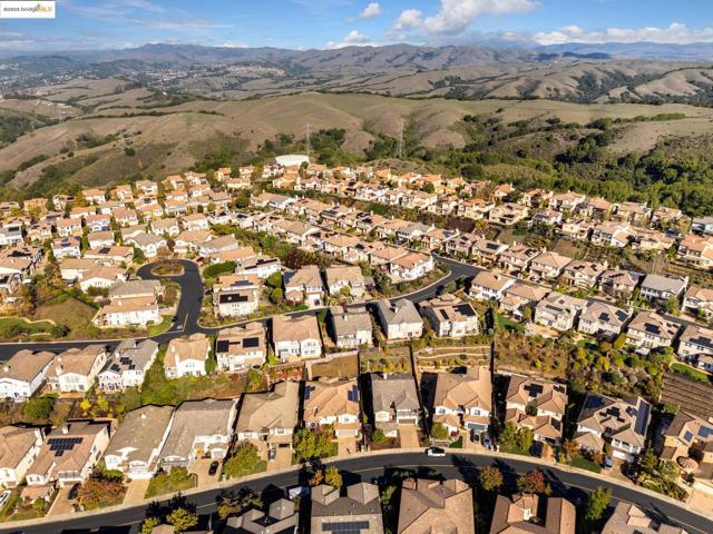 30 Arundel Dr, Hayward CA: https://media.crmls.org/mediaz/af842fac-6c8d-4a1b-91c0-f6fbacb1c90e.jpg