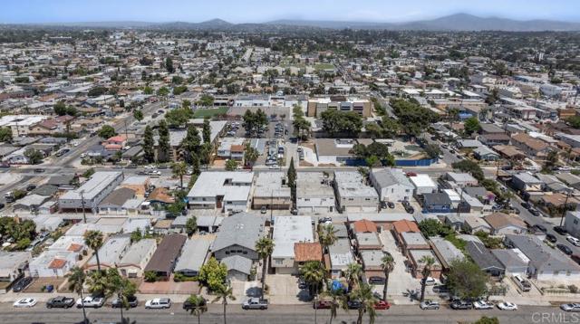 4139 46Th Street, San Diego CA: https://media.crmls.org/mediaz/af8487d9-4ef7-4c05-8d81-910d20627e87.jpg