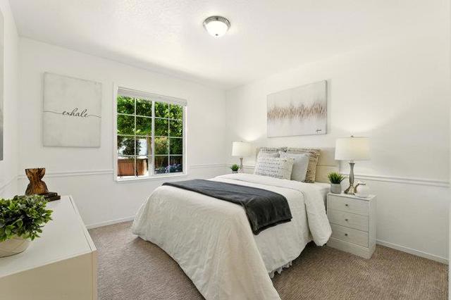 1943 Kentucky Street, Redwood City CA: https://media.crmls.org/mediaz/af85832c-6345-4a3a-b675-835e197b9c10.jpg