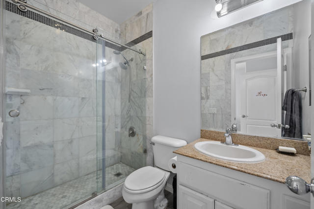 2012 Keltic Lodge Drive, Oxnard CA: https://media.crmls.org/mediaz/af8592b6-dd25-44eb-9890-820f9eacd87a.jpg