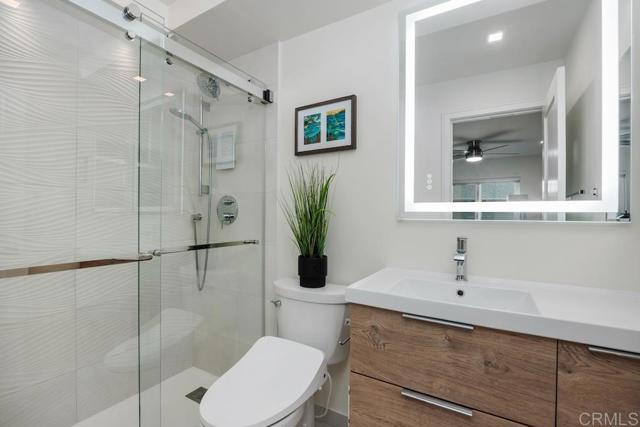 105 Mangano Circle, Encinitas CA: https://media.crmls.org/mediaz/af85d506-4d06-4730-bb71-6da9c14c877e.jpg