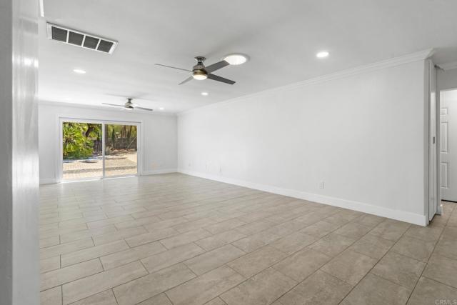 Detail Gallery Image 8 of 64 For 1838 Acacia Ln, Fallbrook,  CA 92028 - 6 Beds | 3 Baths
