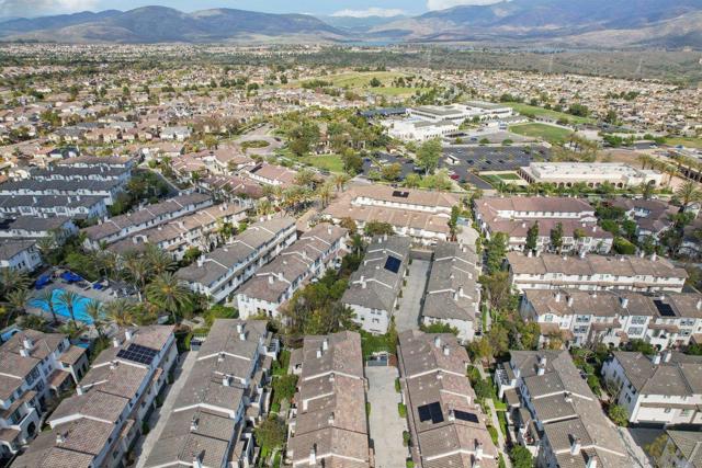 2155 Playa Dr., Chula Vista CA: https://media.crmls.org/mediaz/af85f8e7-5be1-442d-adf6-e3a769cb2336.jpg