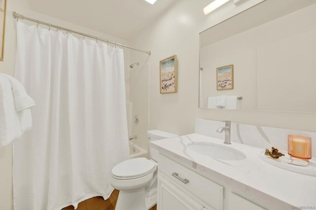 1122 Grape St, San Marcos CA: https://media.crmls.org/mediaz/af8604ed-fc43-4f8a-afea-5aa04682ac6d.jpg