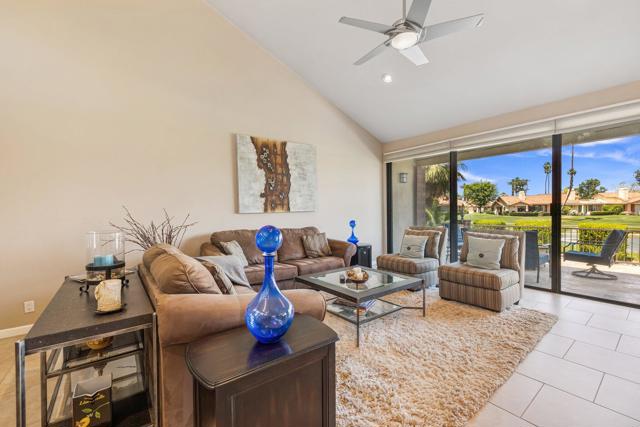 312 Castellana S, Palm Desert CA: https://media.crmls.org/mediaz/af880ddf-c347-47fb-827e-2a2534ff28d7.jpg