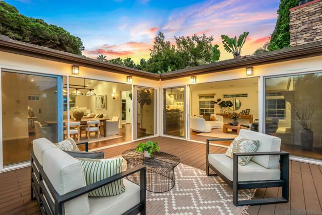 7940 La Jolla Shores Dr, La Jolla CA: https://media.crmls.org/mediaz/af89212e-89a1-4f07-99f4-9d0709edcd0f.jpg