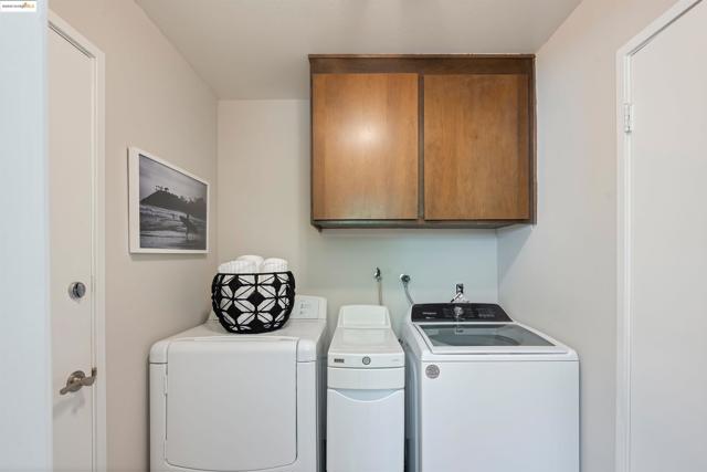 Image 39 of 46 For 1051 Lea Dr  