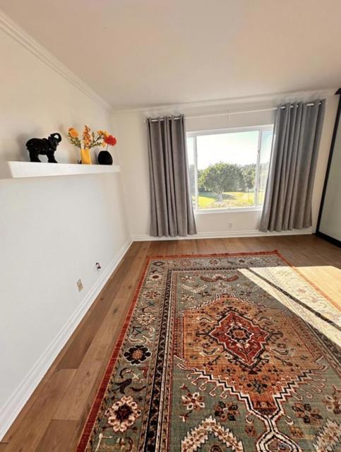 911 Caminito Madrigal, Carlsbad CA: https://media.crmls.org/mediaz/af8a58b8-e39b-413e-aece-73117ff1b685.jpg