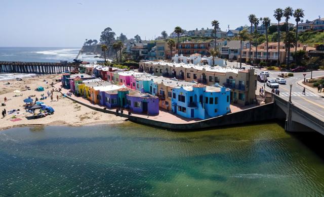 1500 Wharf Road, Capitola CA: https://media.crmls.org/mediaz/af8a7c9d-9840-4660-ba67-c3e2117ec4f5.jpg