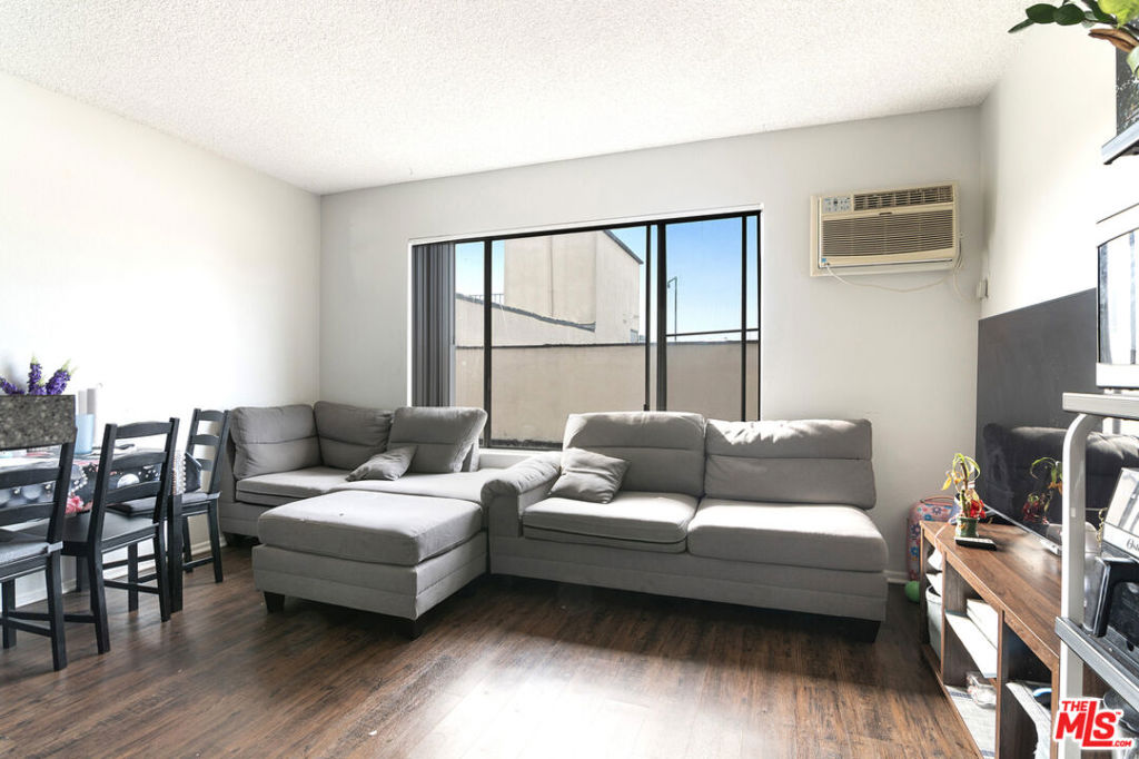 MLS #25522929 img 10