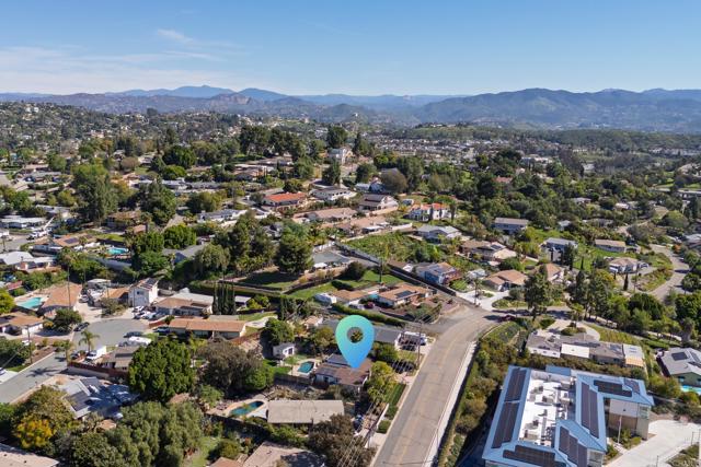 Image 11 of 50 For 10274 Madrid Way