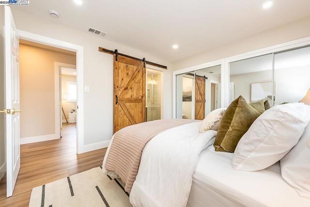 41327 Erma Ave, Fremont CA: https://media.crmls.org/mediaz/af8bb851-70da-44c2-a899-dd9beabcdd51.jpg