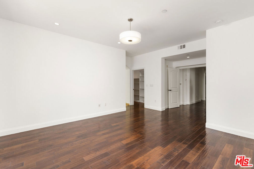 MLS #25626019 image #17