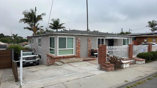 Image 1 of 32 For 1568 Burton St.