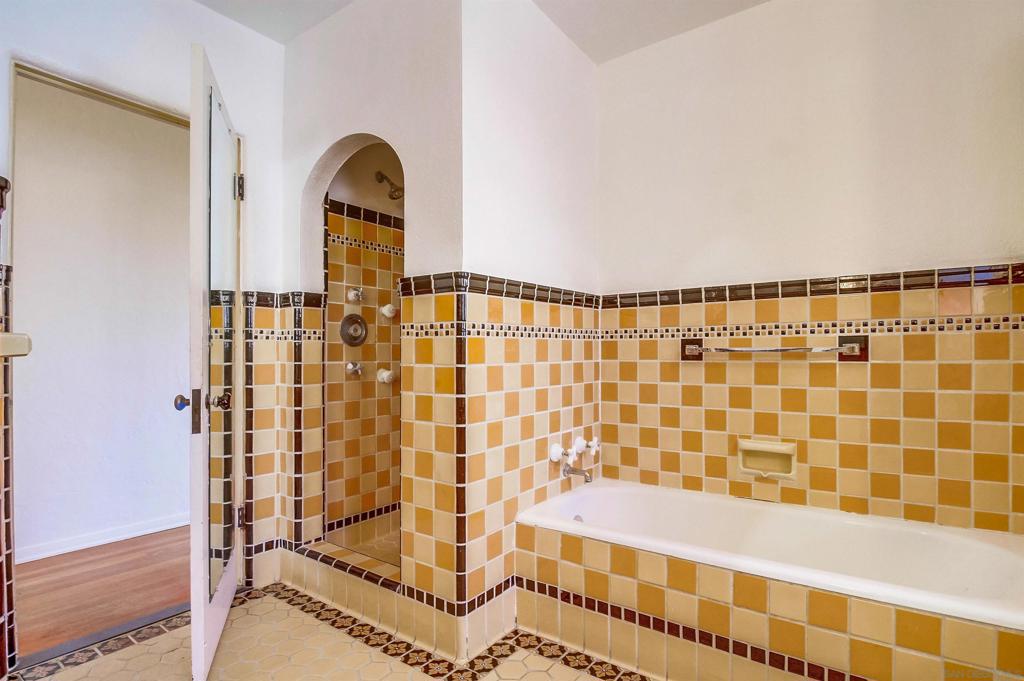 MLS #250044152SD image #22