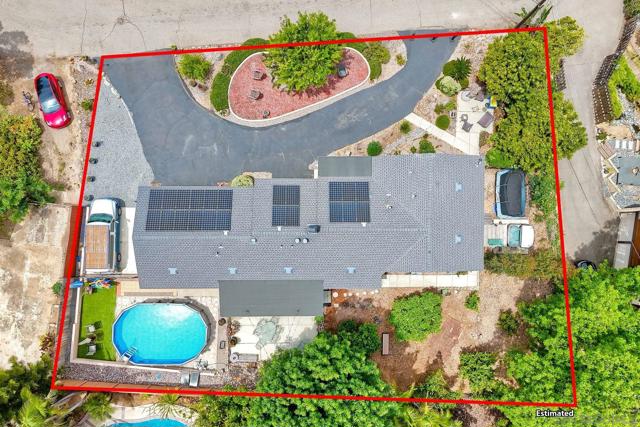 9435 Morcado Cir, La Mesa CA: https://media.crmls.org/mediaz/af8da4d3-d3c7-4ef1-b51d-d019e33cb1d5.jpg