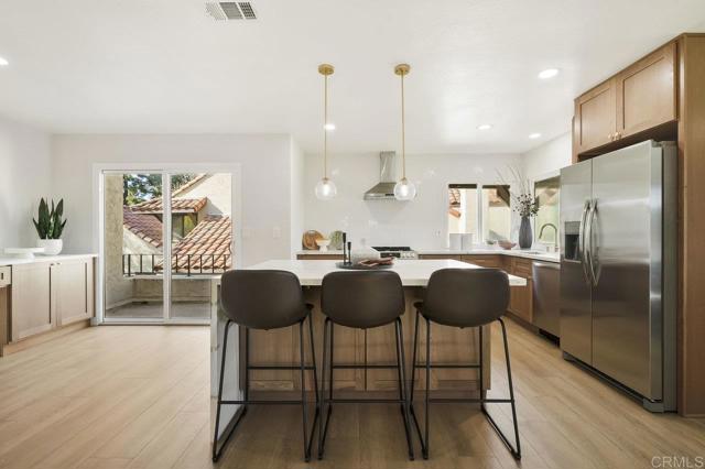 Image 3 of 40 For 17515 Devereux Rd